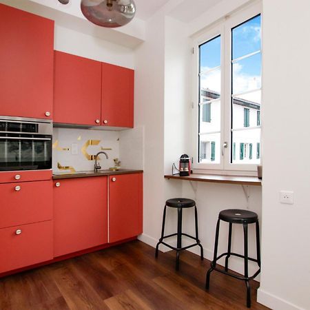 Bel appartement, offrant calme et luminosité, proche Côte des Basques Biarriz Exterior foto
